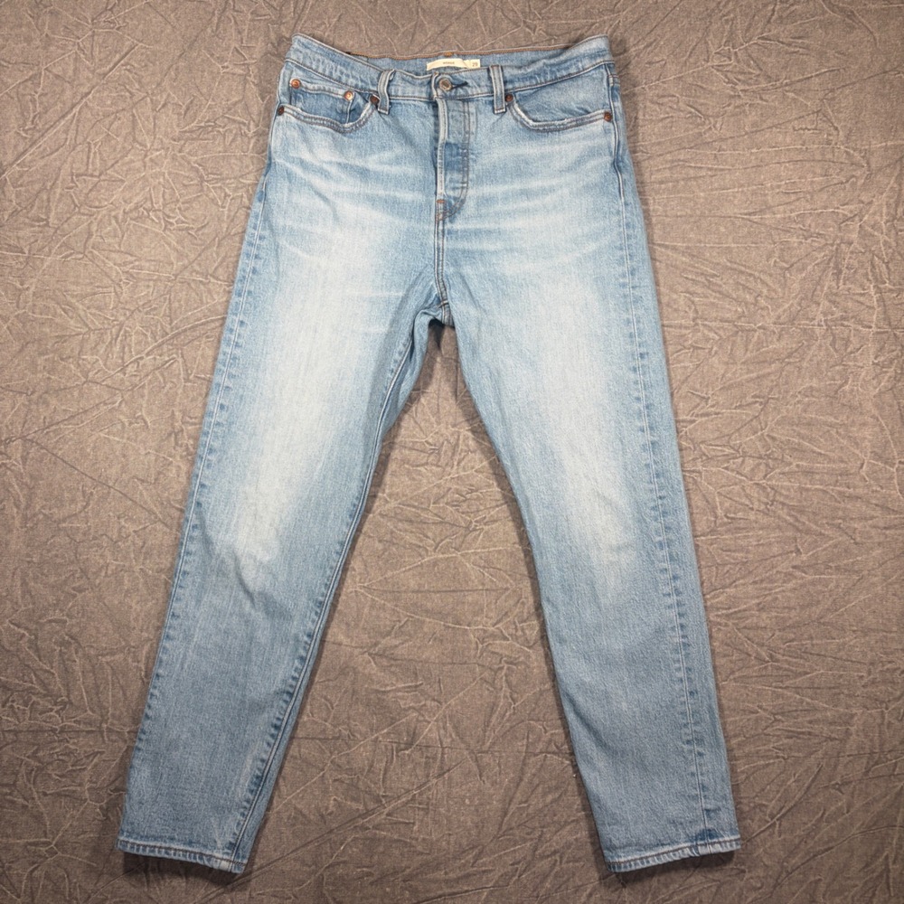 Levis Premium Wedgie Straight Jeans Light Wash Blue High Rise Button Fly 29